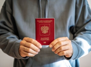 Нужно ли везде носить с собой паспорт